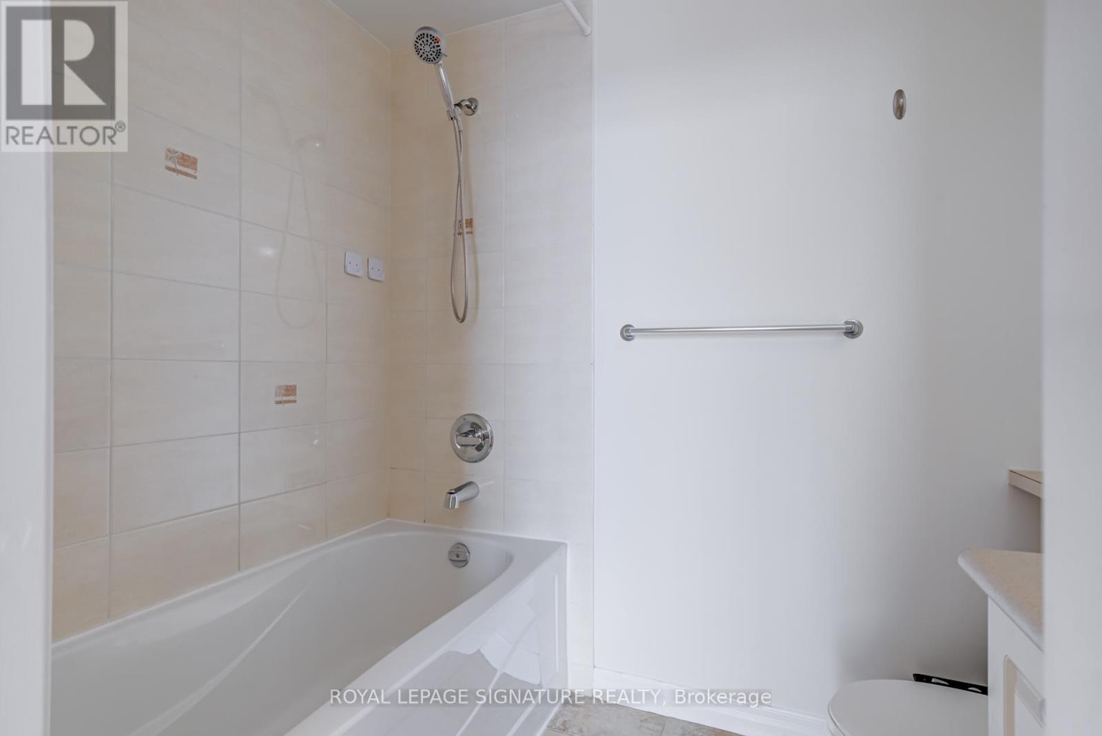 Photo 15 of 1808 225 Webb Drive, Mississauga ON