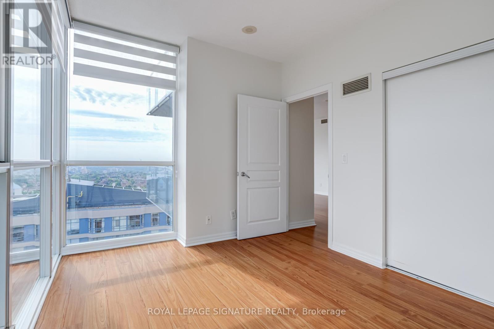 Photo 17 of 1808 225 Webb Drive, Mississauga ON