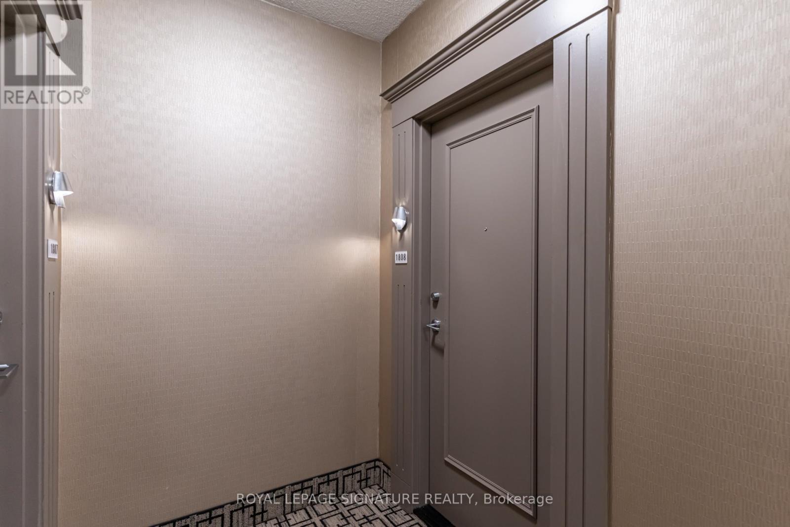 Photo 5 of 1808 225 Webb Drive, Mississauga ON