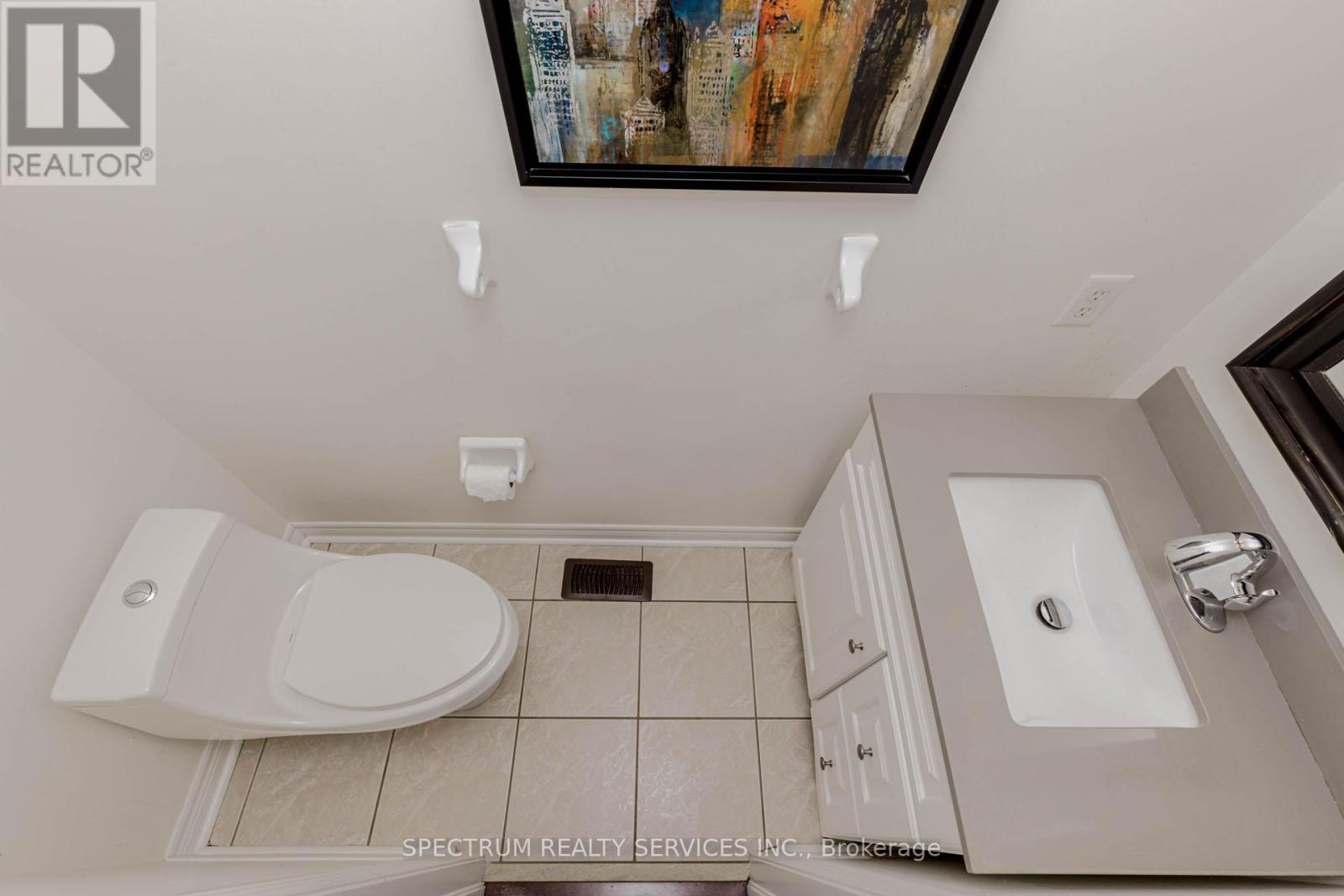 Photo 20 of 22 Ungava Bay Road, Brampton ON