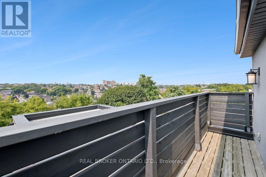 Photo 14 of 108 Hatherley Road, Toronto ON