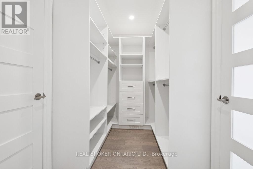 Photo 16 of 108 Hatherley Road, Toronto ON