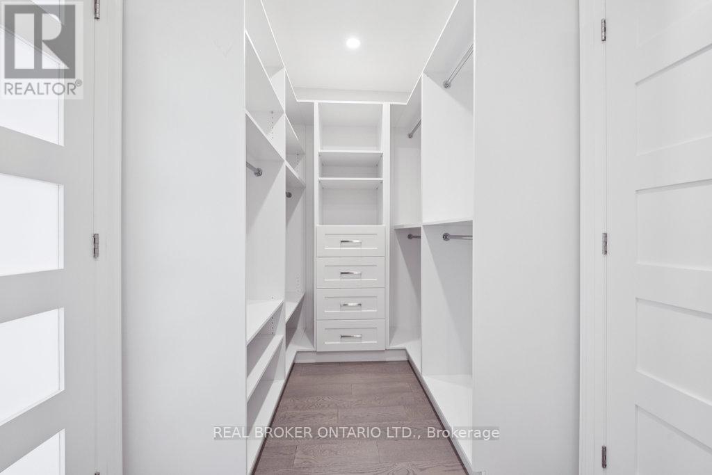 Photo 17 of 108 Hatherley Road, Toronto ON