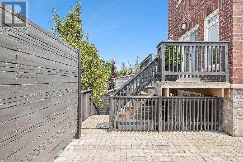 Photo 30 of 108 Hatherley Road, Toronto ON