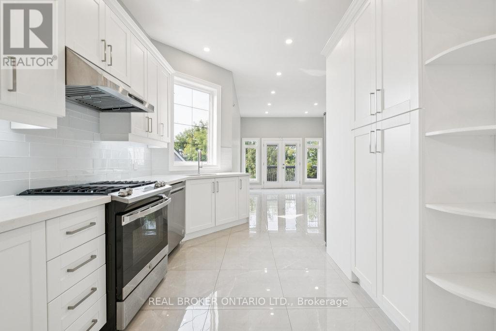 Photo 9 of 108 Hatherley Road, Toronto ON