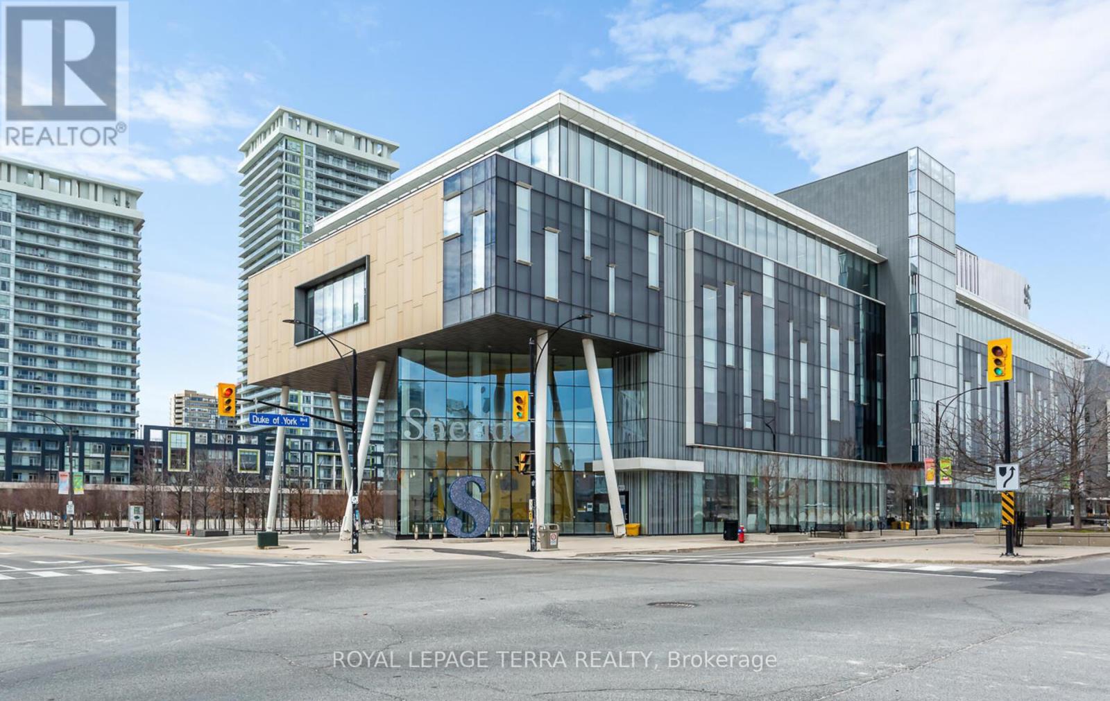 Photo 28 of 430 3888 Duke Of York Boulevard, Mississauga ON