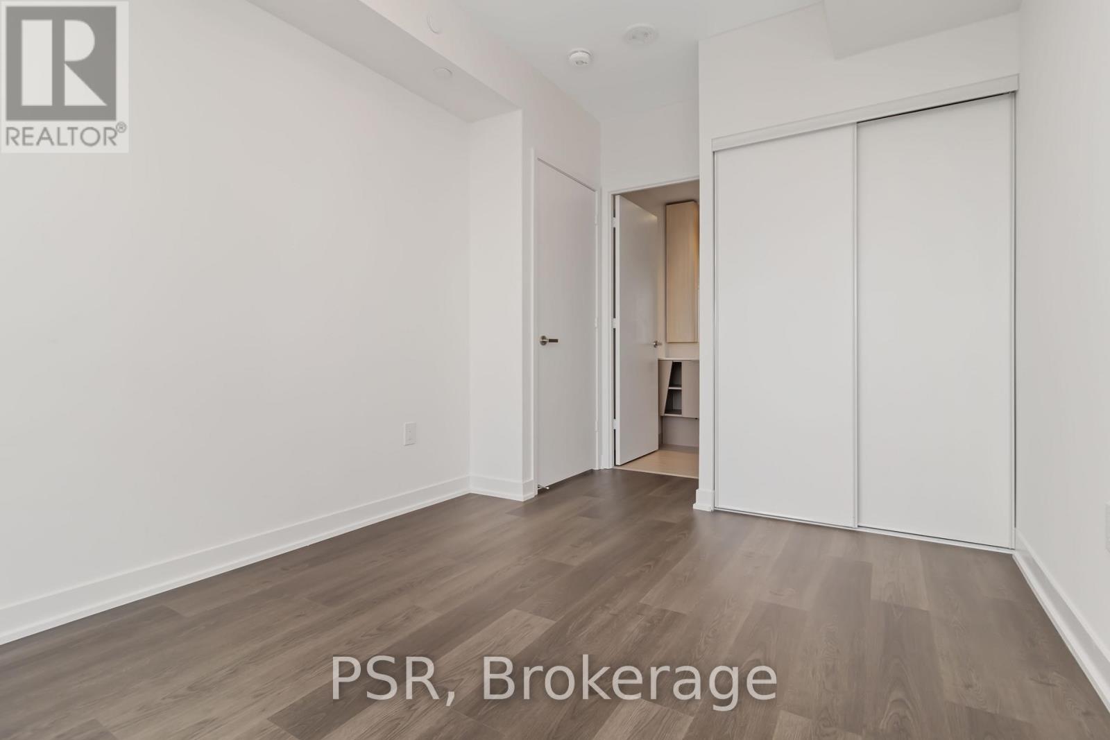 Photo 12 of 3501 3900 Confederation Parkway, Mississauga ON
