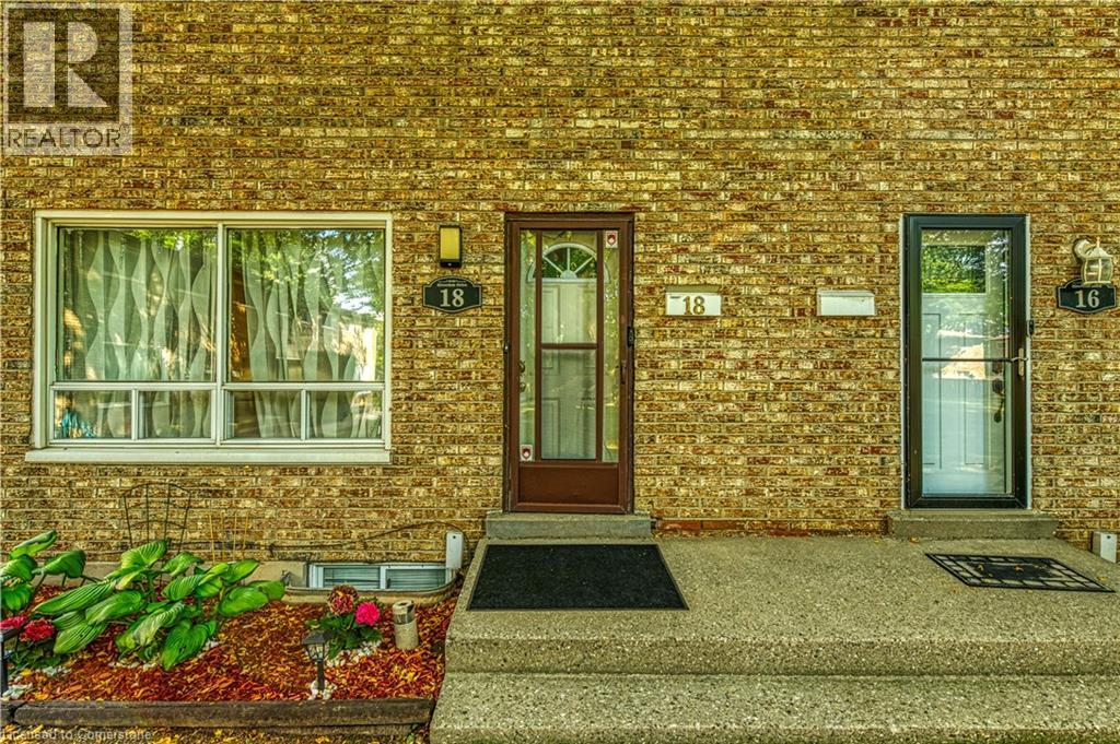 Photo 3 of 18 Riverdale Drive, Hamilton ON