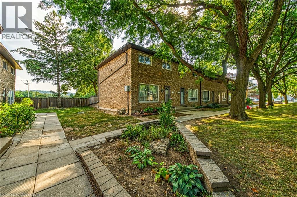 Photo 30 of 18 Riverdale Drive, Hamilton ON