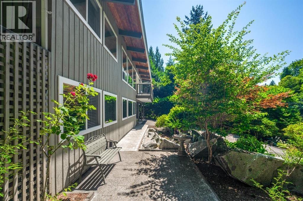 2120 28TH STREET, West Vancouver