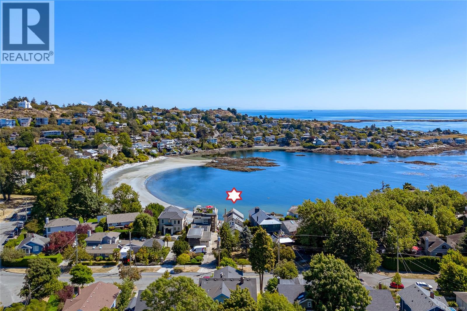 Photo 1 of 157 Robertson St, Victoria BC