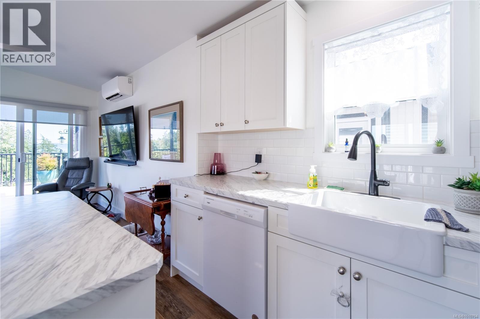 416 747 Old Place Rd, Central Saanich