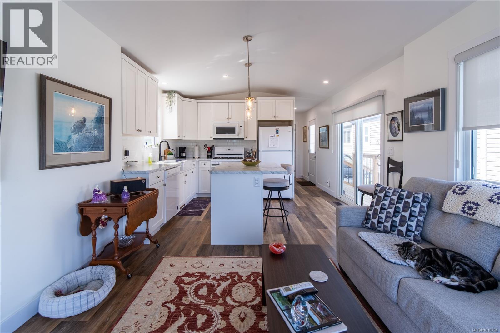 416 747 Old Place Rd, Central Saanich