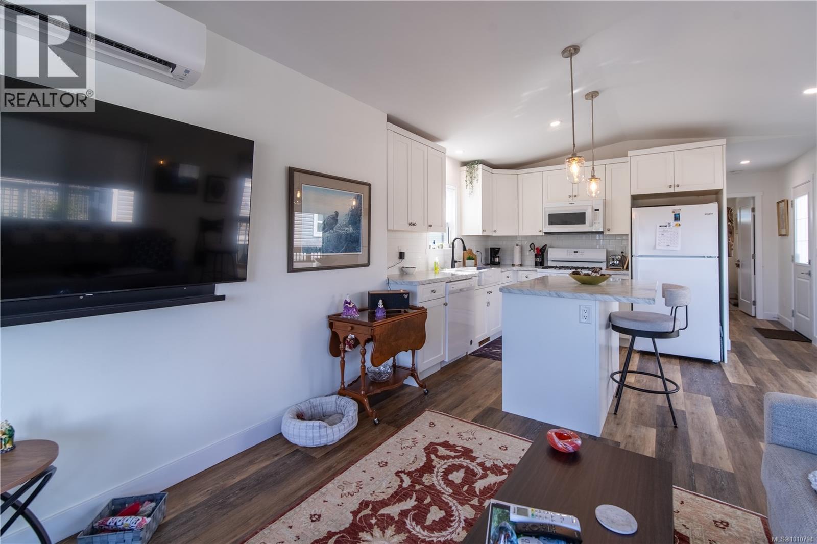 416 747 Old Place Rd, Central Saanich