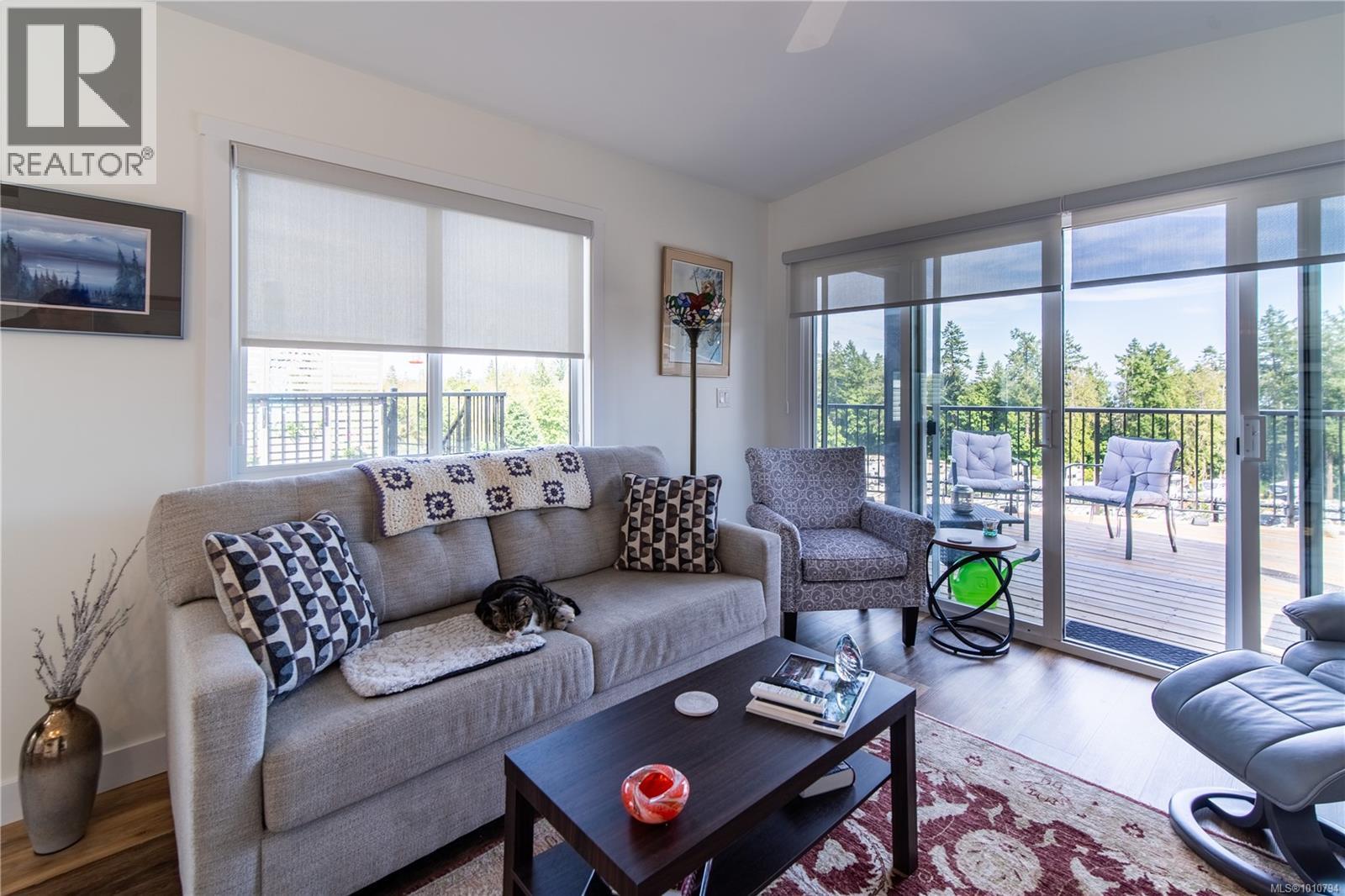 416 747 Old Place Rd, Central Saanich