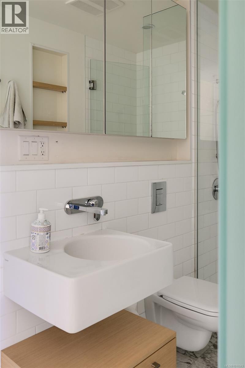 Photo 23 of 403 456 Pandora Ave, Victoria BC