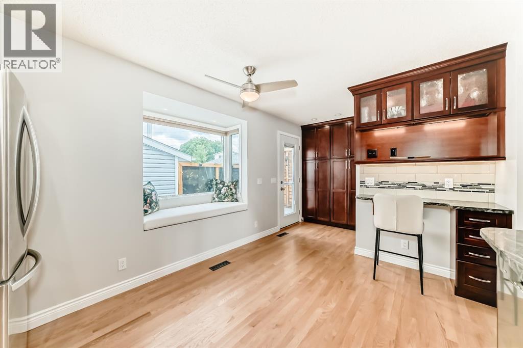 Single Family House for Sale in  Erin Dale Place SE Erin Woods Calgary 