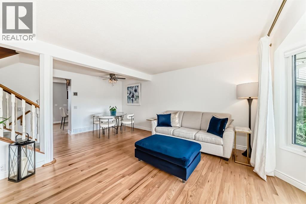 Single Family House for Sale in  Erin Dale Place SE Erin Woods Calgary 