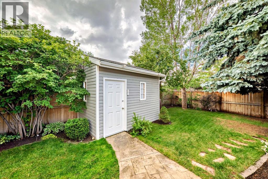 Single Family House for Sale in  Erin Dale Place SE Erin Woods Calgary 