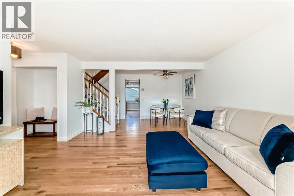 Single Family House for Sale in  Erin Dale Place SE Erin Woods Calgary 