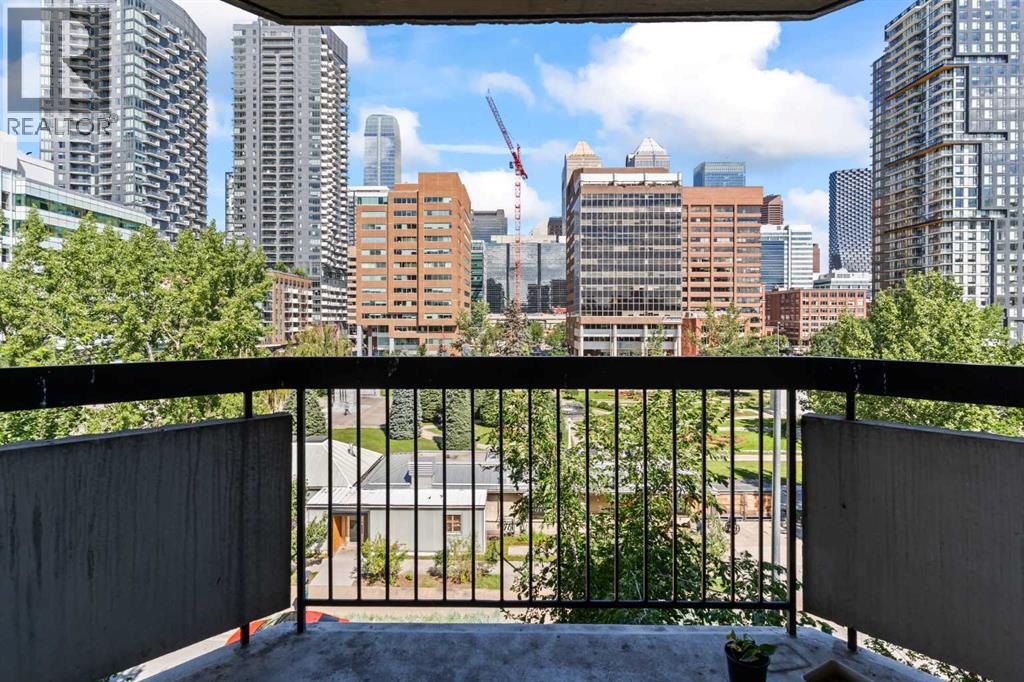 Single Family House for Sale in    Avenue SW Beltline Calgary 