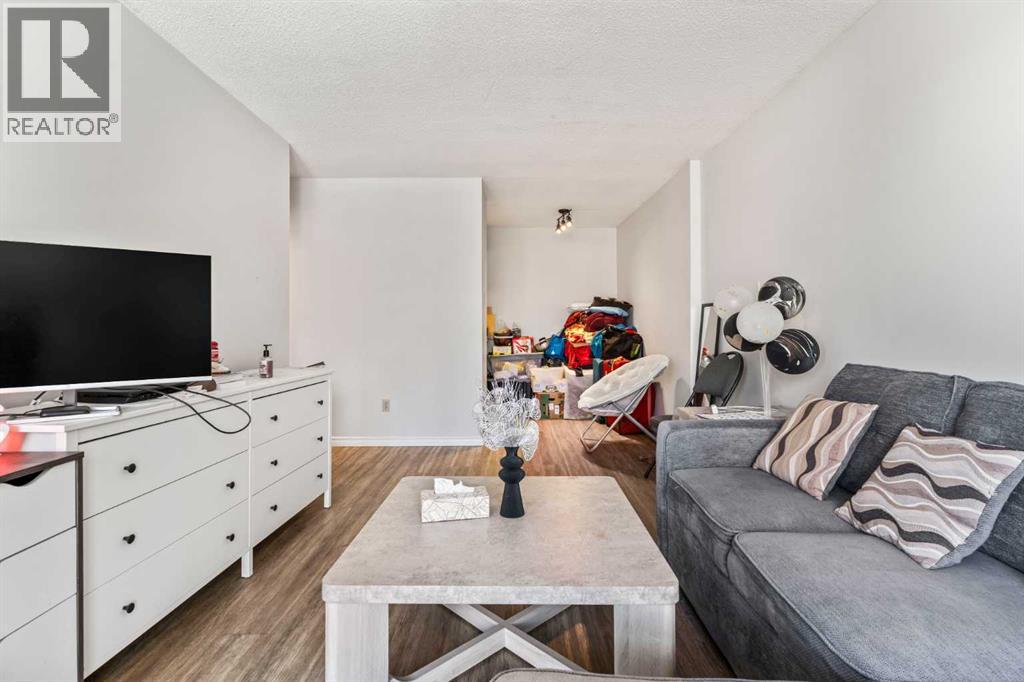 Single Family House for Sale in    Avenue SW Beltline Calgary 