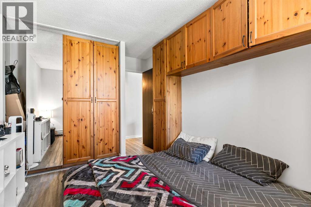 Single Family House for Sale in    Avenue SW Beltline Calgary 