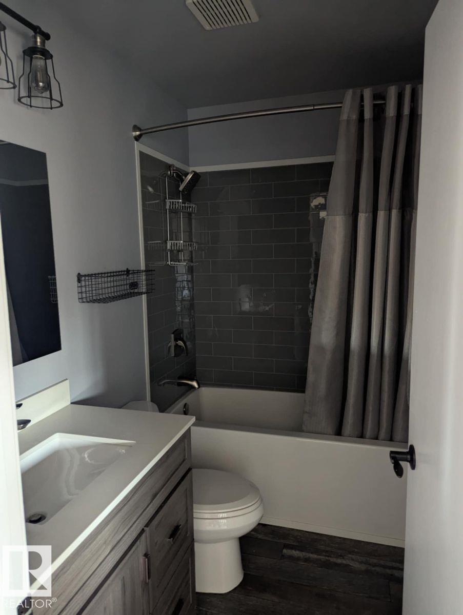 Photo 22 of 11019 10 Av Nw, Edmonton AB