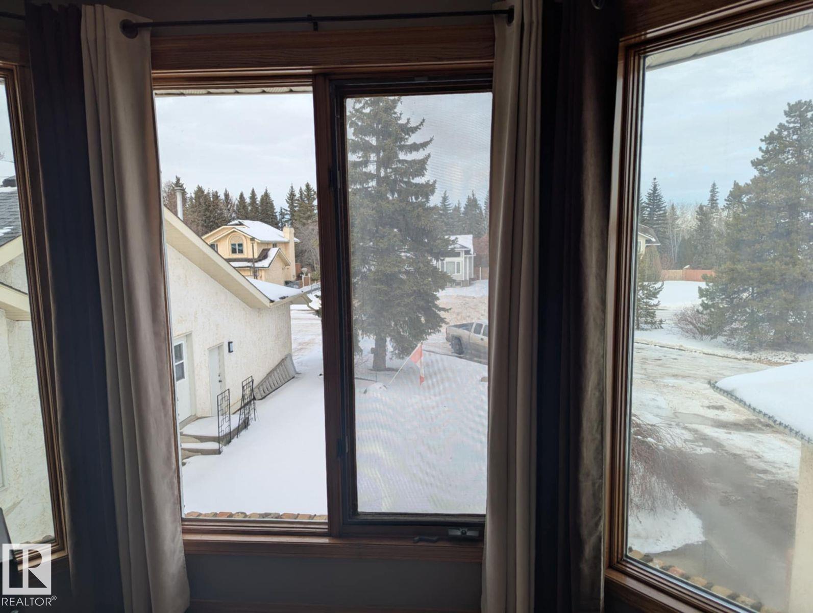 Photo 23 of 11019 10 Av Nw, Edmonton AB