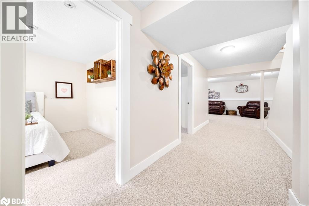 Photo 19 of 7070 93 Highway, Tiny ON