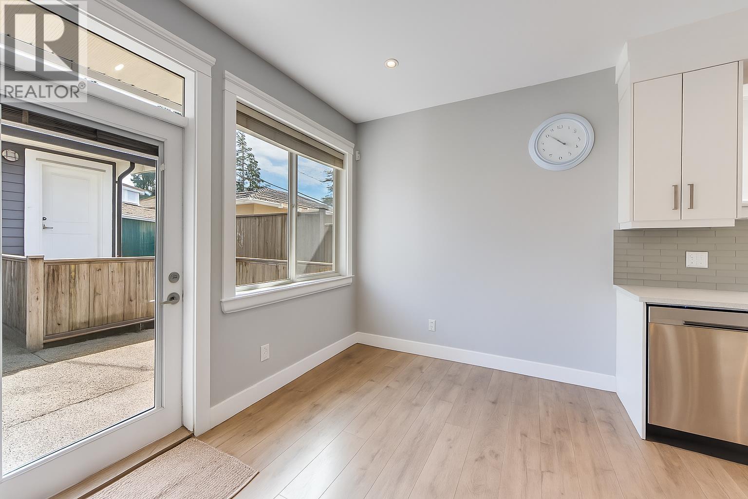 Photo 6 of 5078 Norfolk Street, Burnaby BC