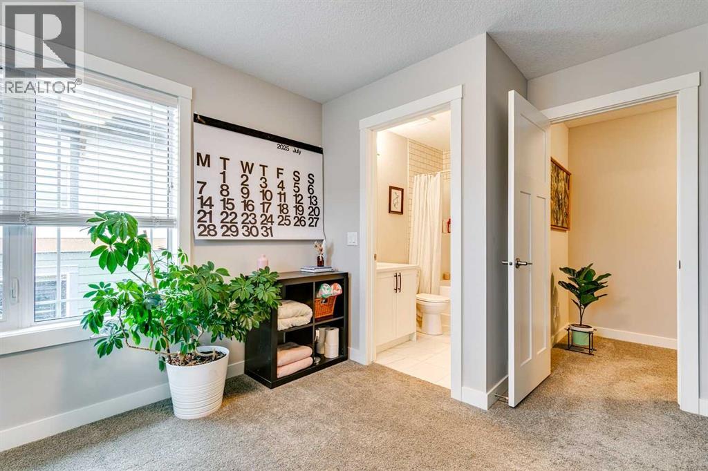 Single Family House for Sale in  Auburn Meadows Drive SE Auburn Bay Calgary 