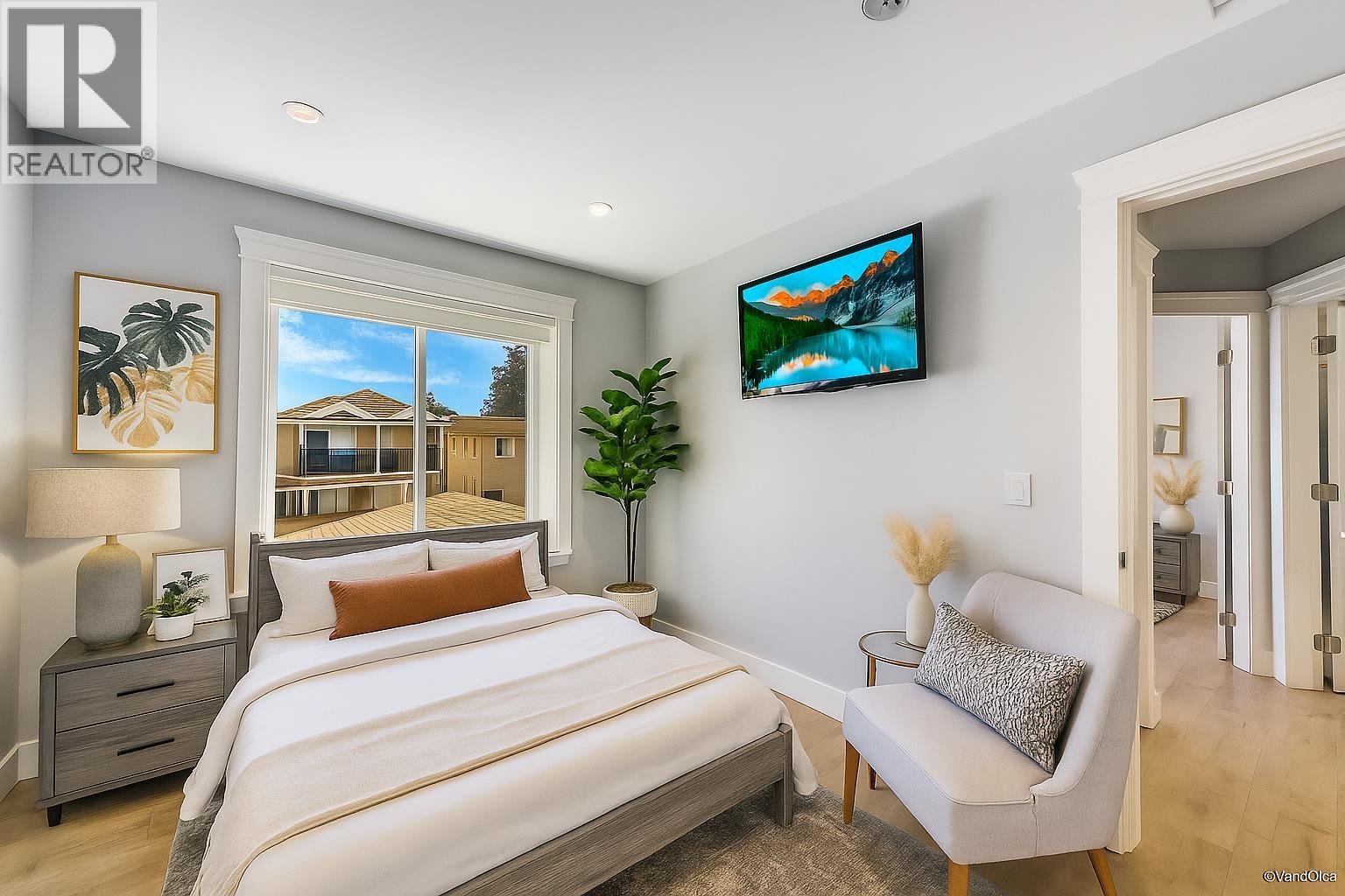 Photo 15 of 5078 Norfolk Street, Burnaby BC