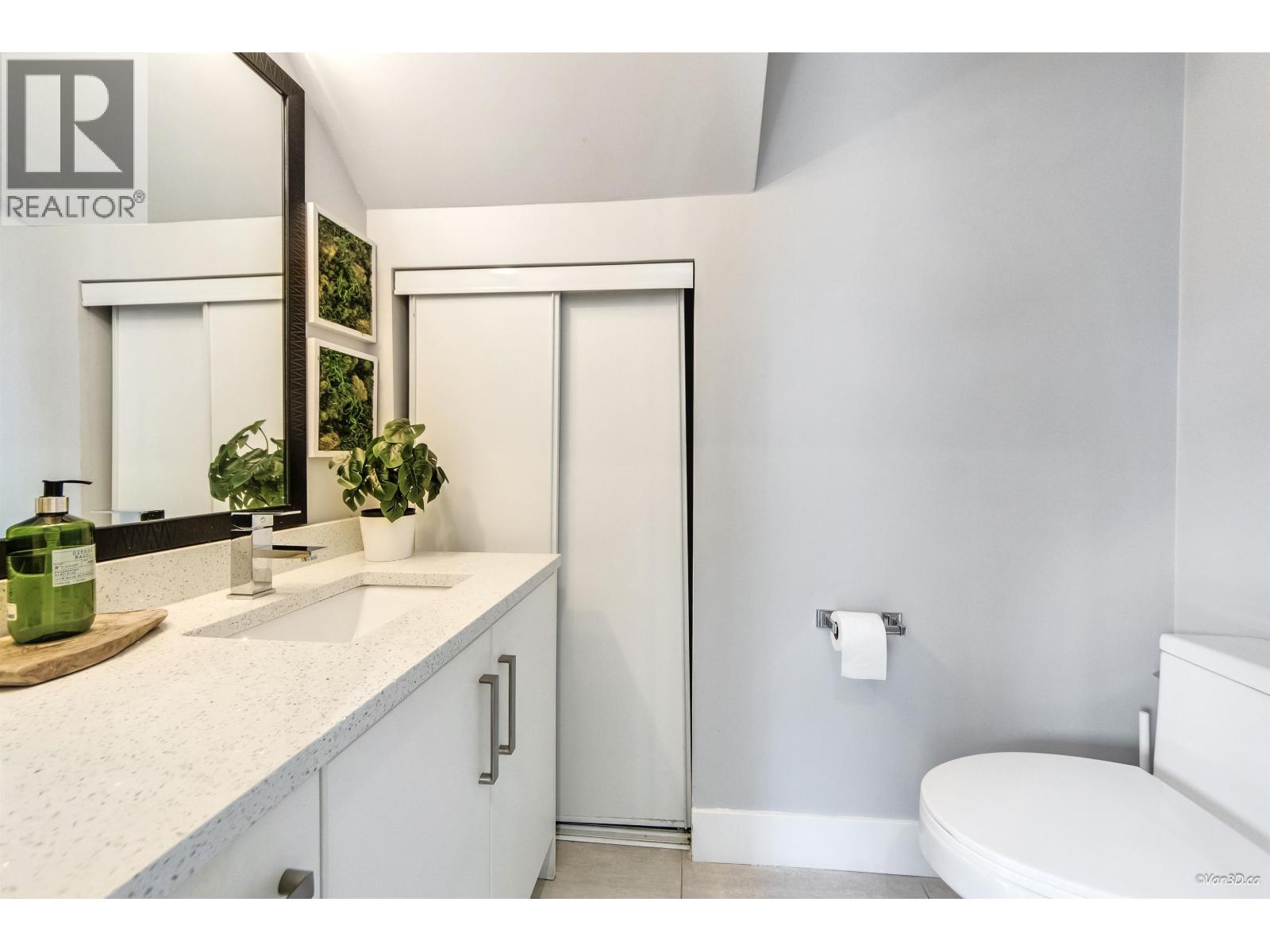 Photo 25 of 5078 Norfolk Street, Burnaby BC