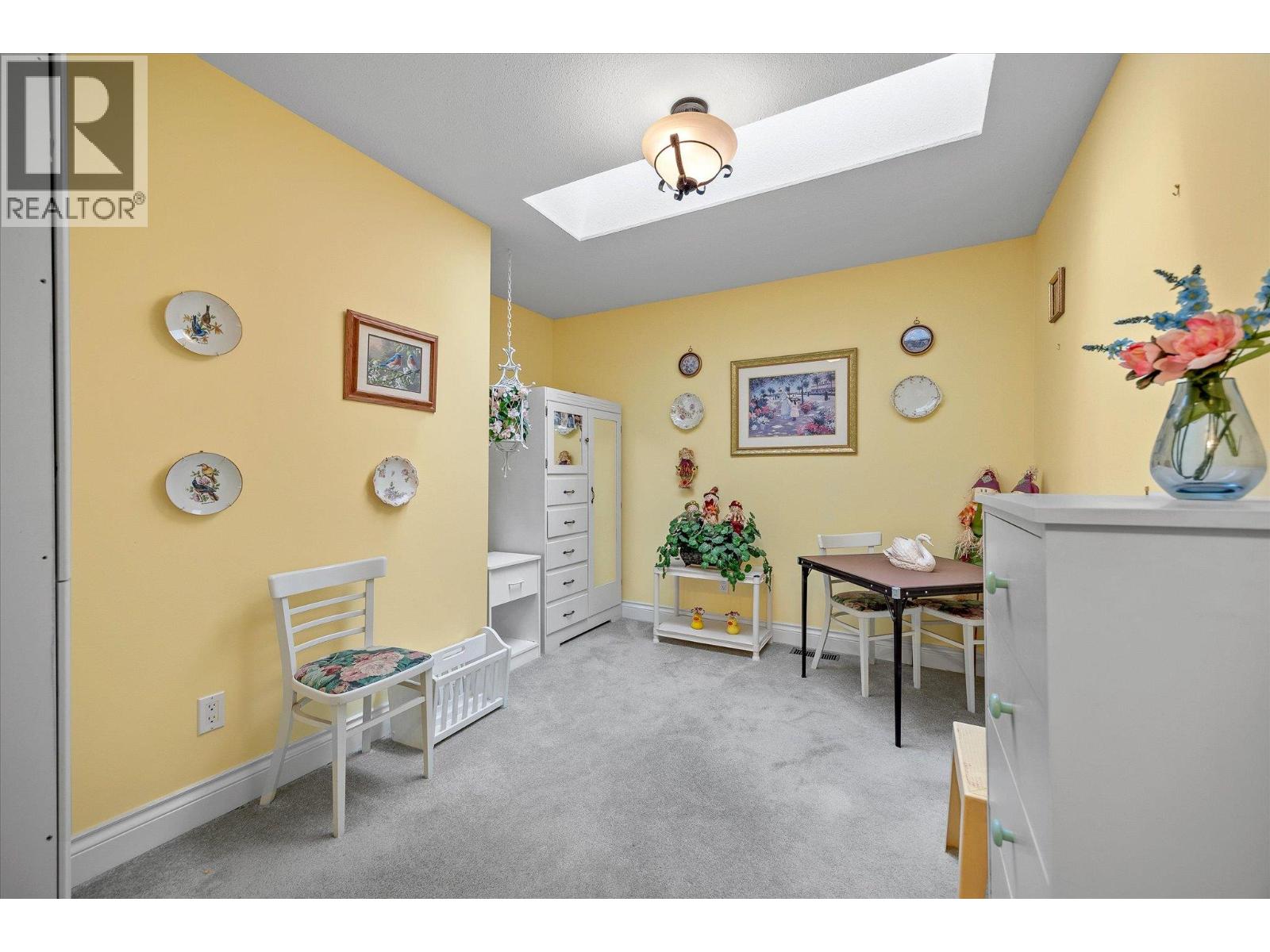 5 1209 Brookside Avenue, Kelowna