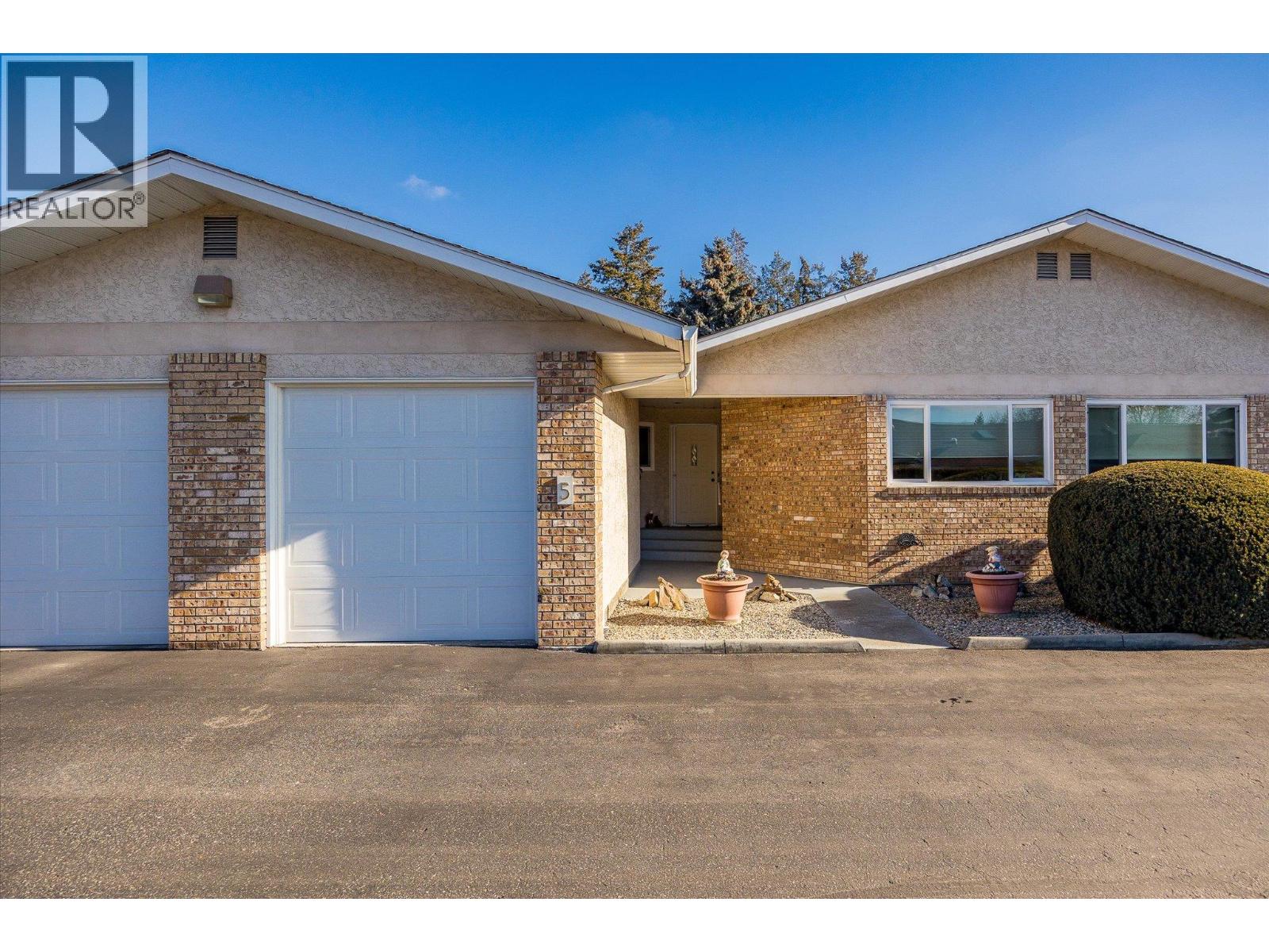 5 1209 Brookside Avenue, Kelowna