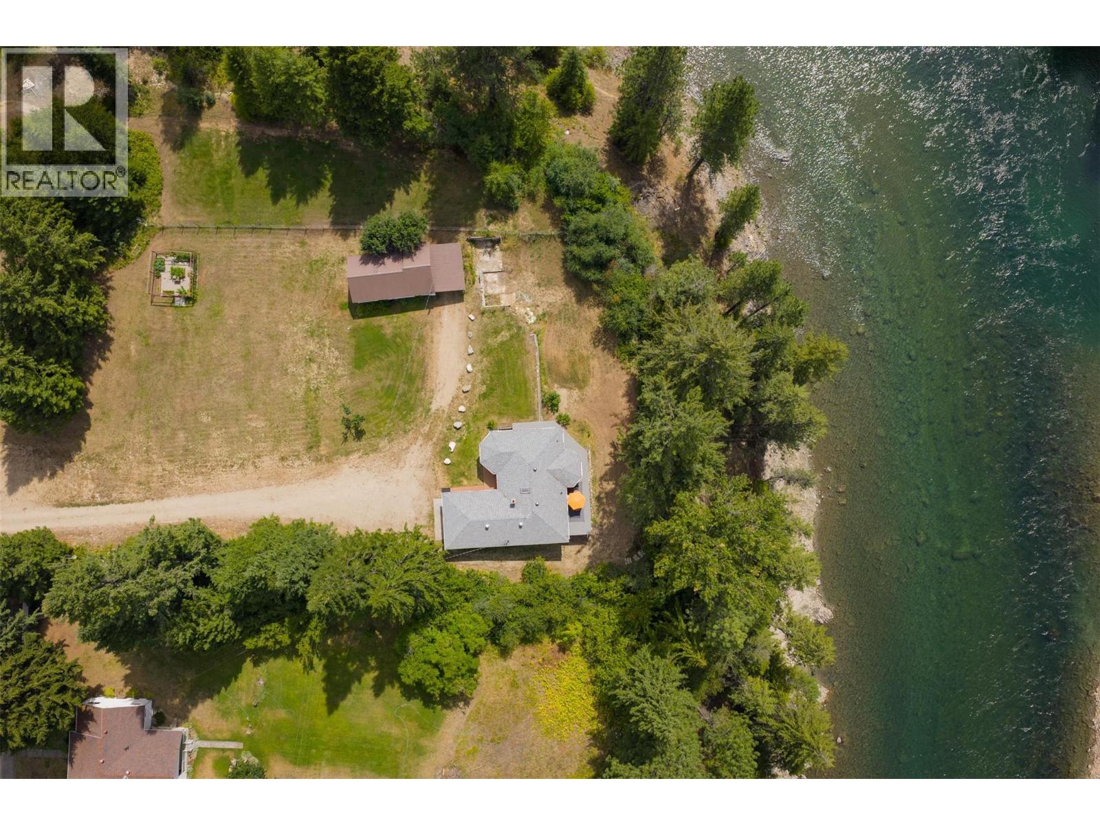 2697 OSACHOFF Road, South Slocan