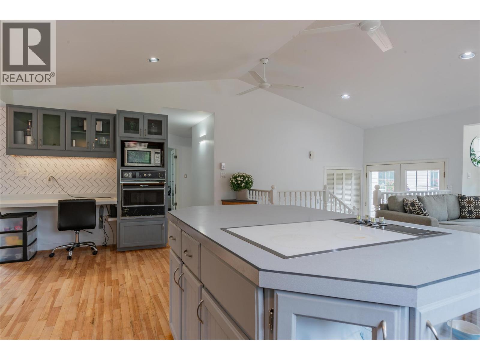 2697 OSACHOFF Road, South Slocan