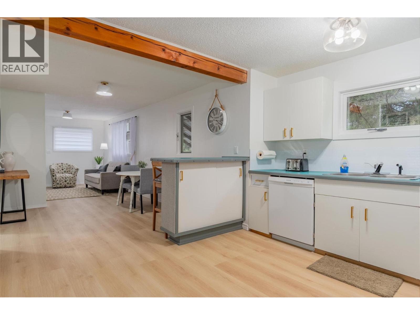 2697 OSACHOFF Road, South Slocan