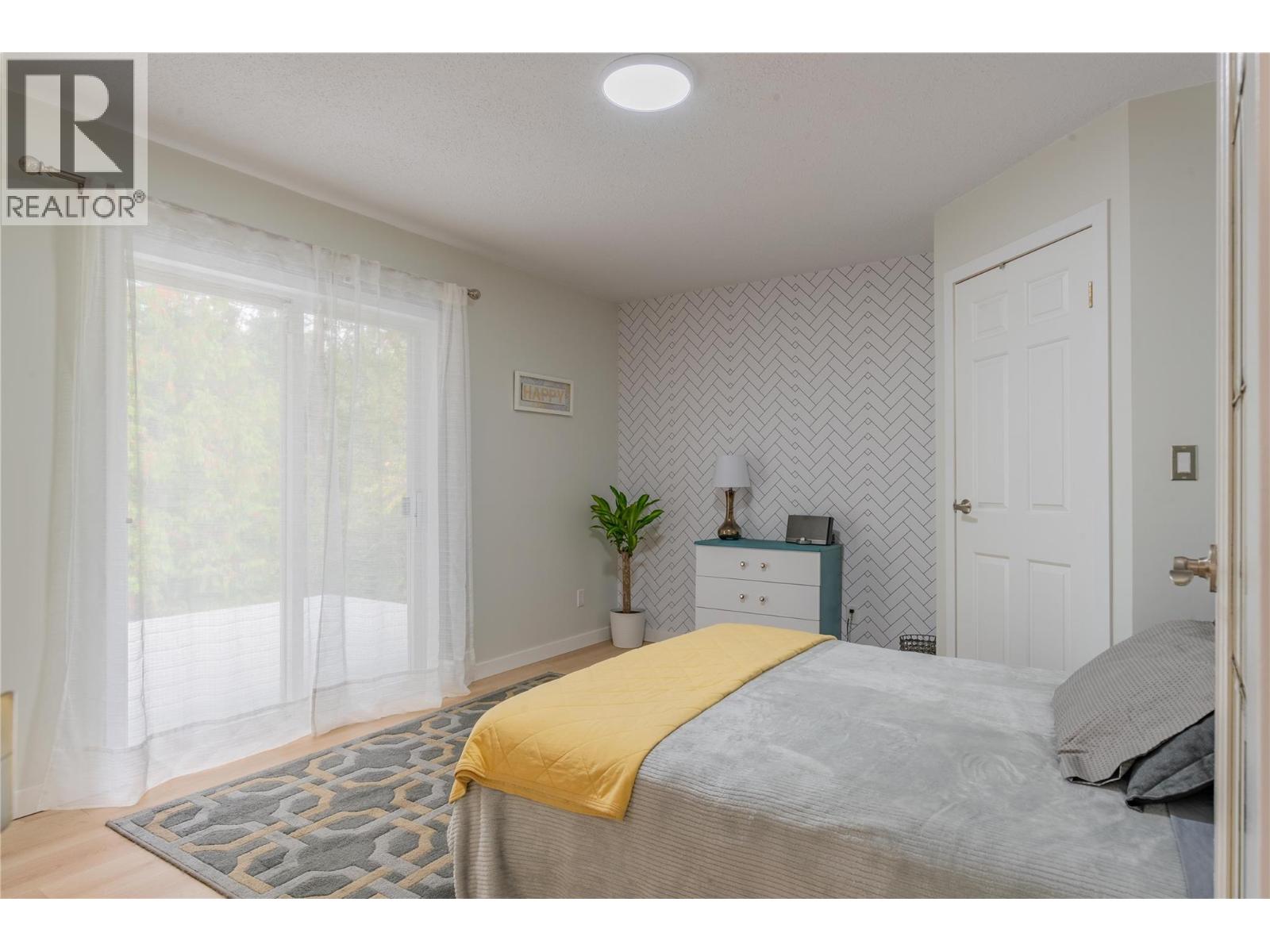 2697 OSACHOFF Road, South Slocan