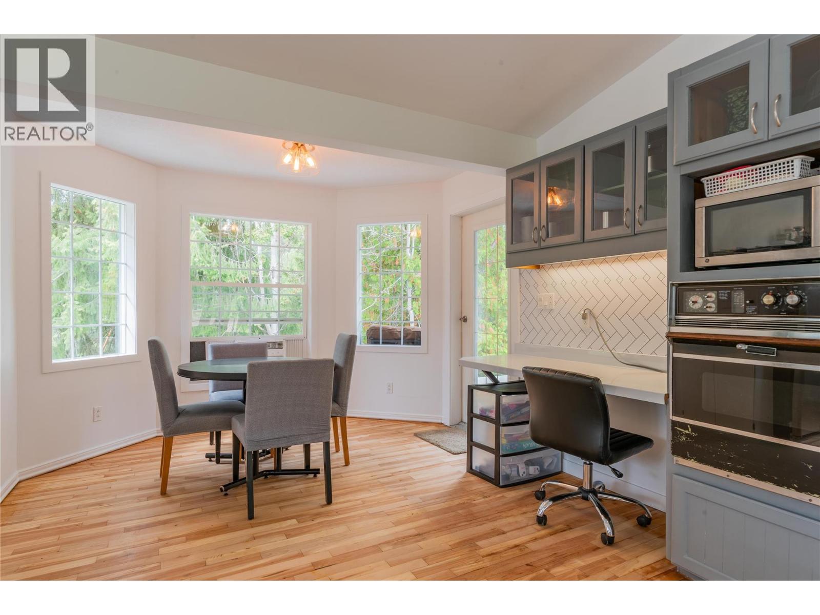 2697 OSACHOFF Road, South Slocan