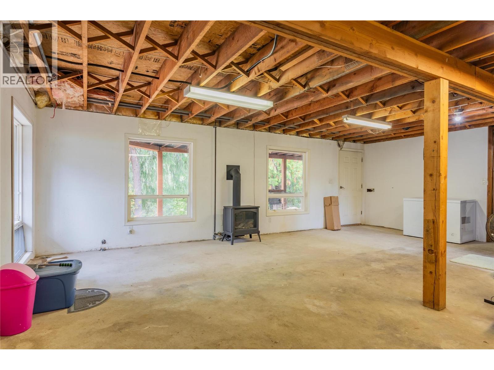 2697 OSACHOFF Road, South Slocan