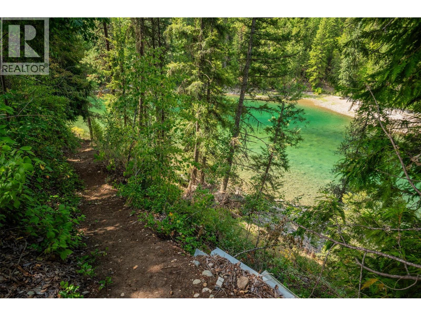 2697 OSACHOFF Road, South Slocan
