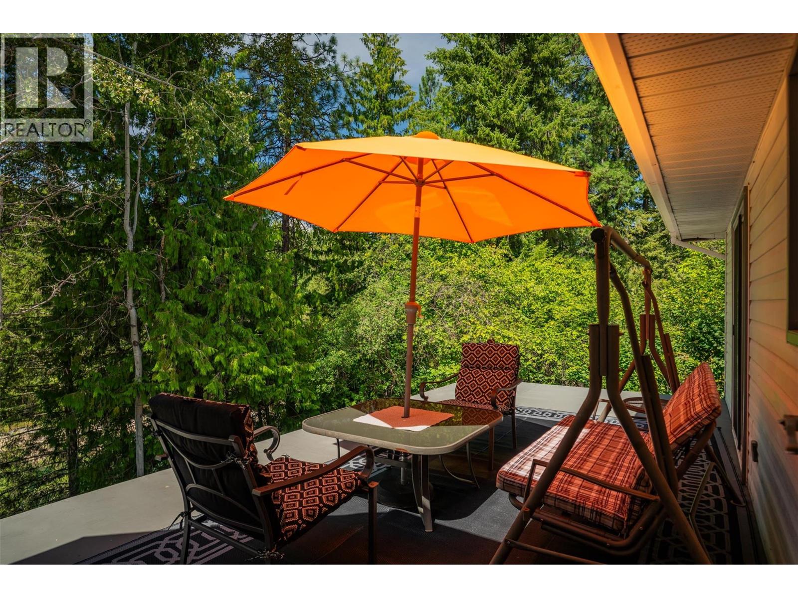 2697 OSACHOFF Road, South Slocan