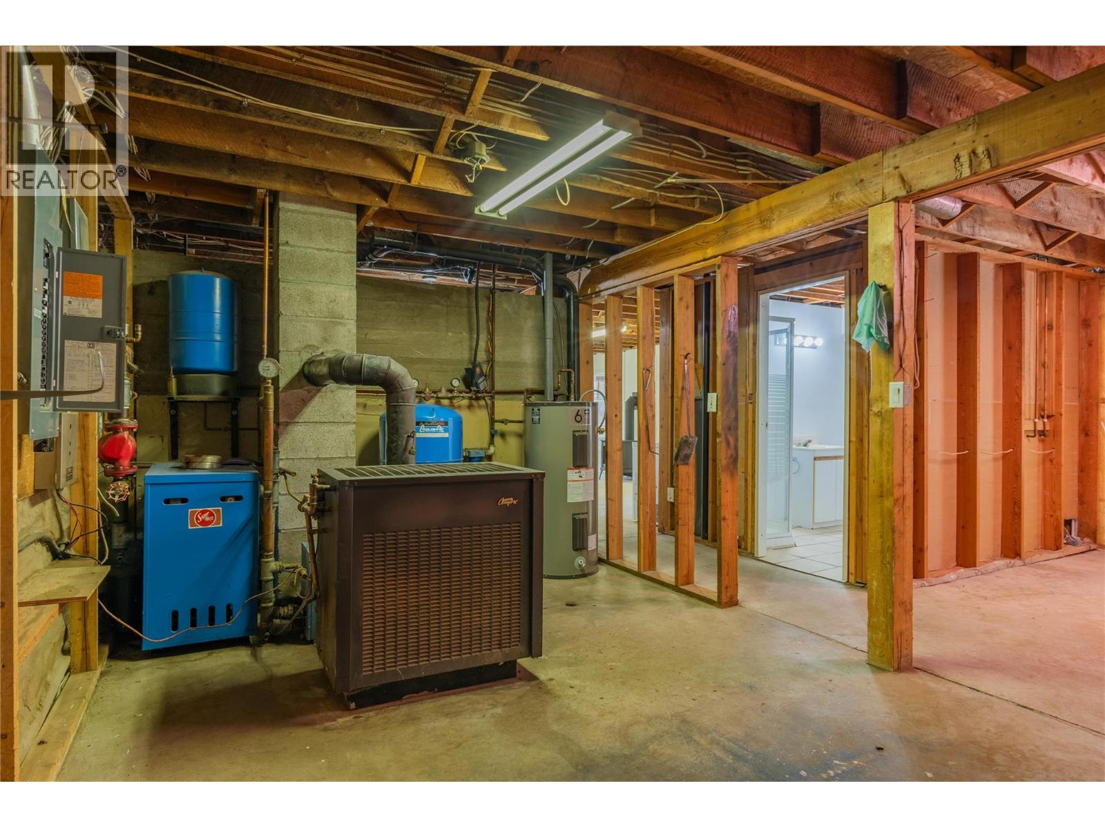 2697 OSACHOFF Road, South Slocan