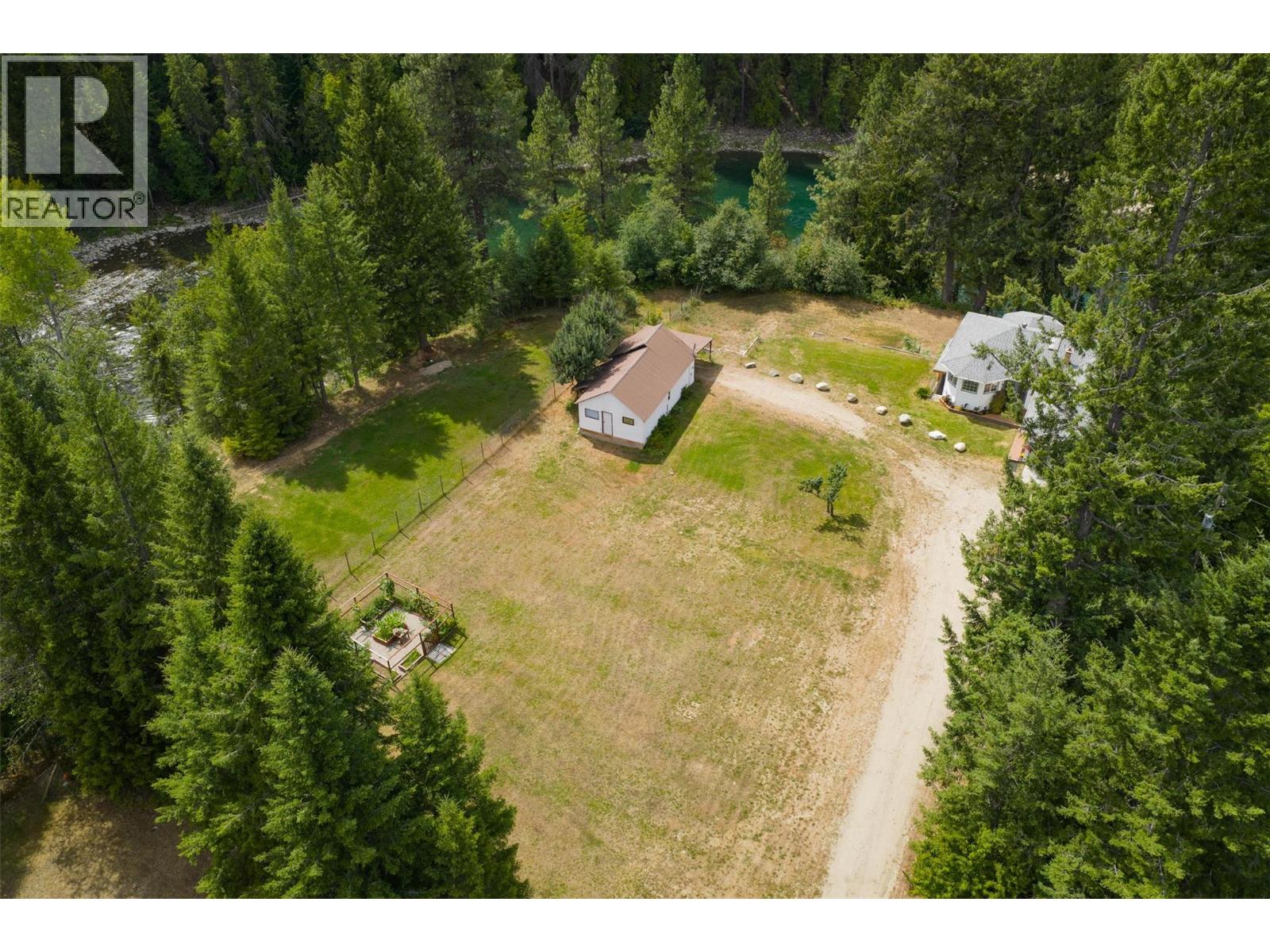 2697 OSACHOFF Road, South Slocan