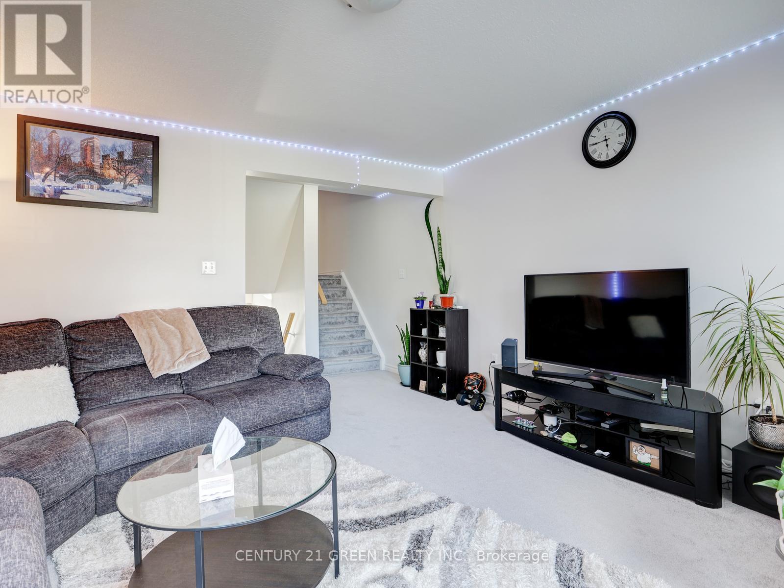 Photo 26 of 11 12 Poplar Drive, Cambridge ON
