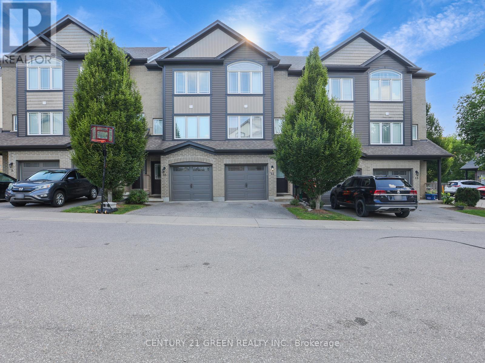 Photo 1 of 11 12 Poplar Drive, Cambridge ON