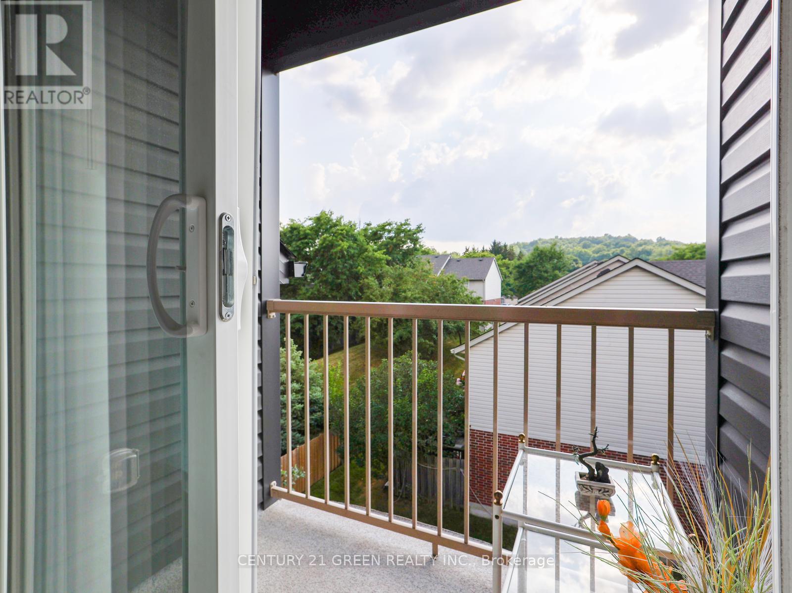 Photo 48 of 11 12 Poplar Drive, Cambridge ON
