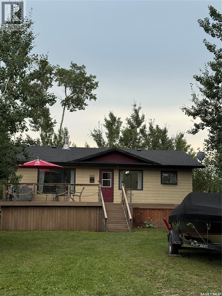 Photo 1 of 808 Potter Crescent, Good Spirit Lake SK